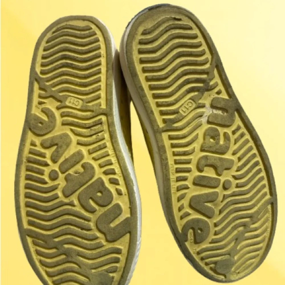 Native Kids Lemon yellow Slip-On Shoe/sneakers